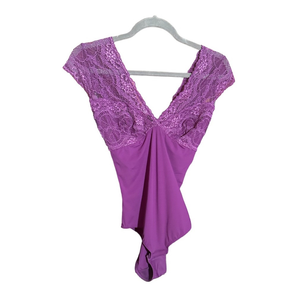 VALISERE magenta laced top v cut accent bottom hook one piece bodysuit